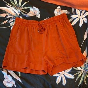 Universal Thread shorts